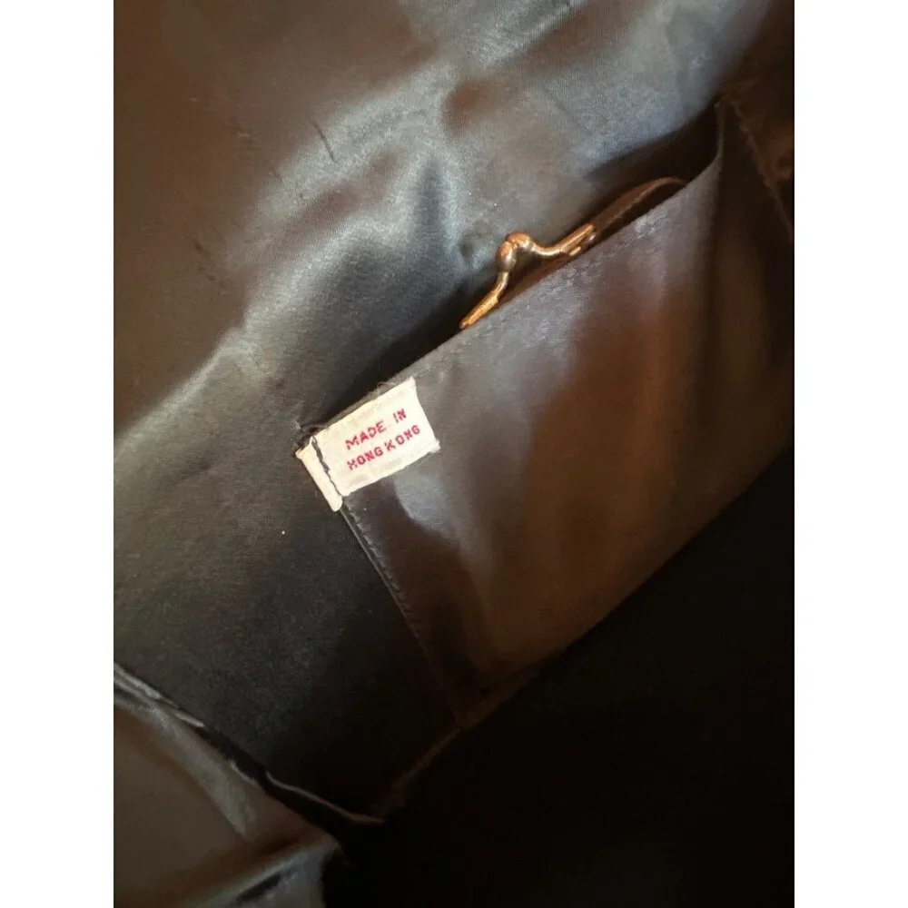 unbranded this elegant